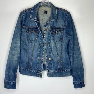Vintage Gap Distrssed Denim Jean Trucker Jacket Hong Kong Size Medium